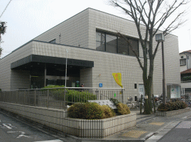 成田図書館